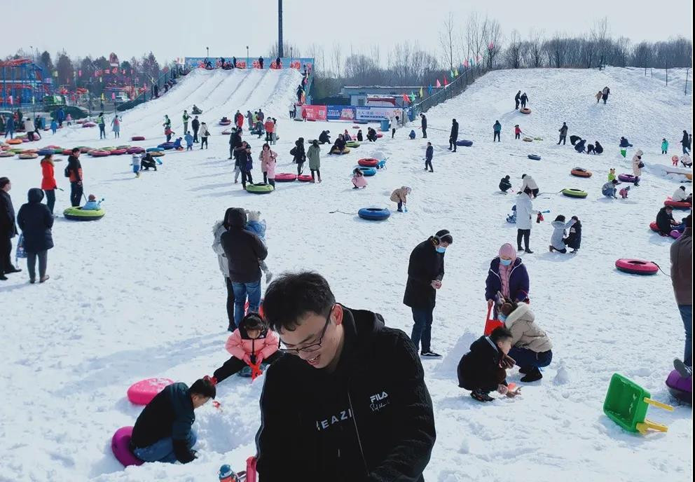 冬日滑雪 | 家门口的滑雪乐园来咯，太白湖滑雪场带你感受冰雪魅力