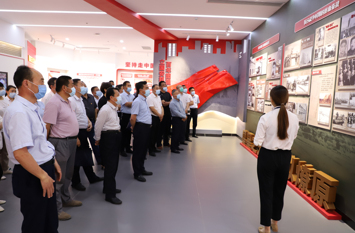 山东济宁南阳湖农场有限公司 组织参观总体国家安全观济宁教育展馆